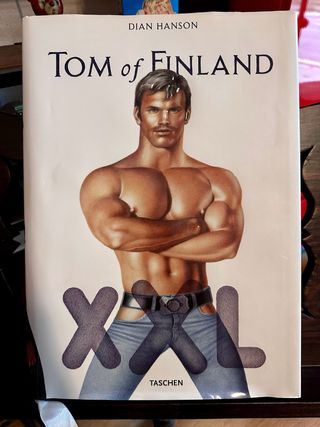 TOM DELLA FINLANDIA XXL. ILLUSTRAZIONI DI LIBRI.