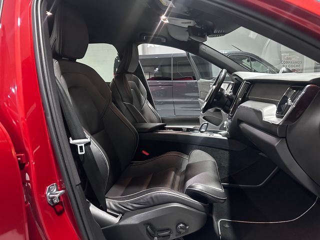 Volvo XC60 2021 B5 AWD