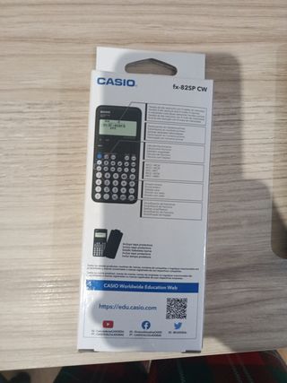 Calculadora Casio fx-82 SPCW