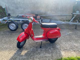 Vespa P200E 