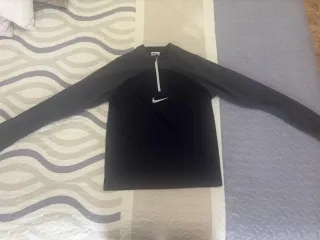 Chaqueta Nike niño negra sin usar