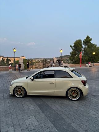 Audi A1 2012