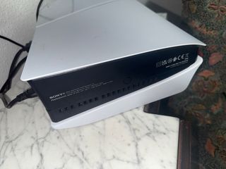 PlayStation 5 con 3 juegos