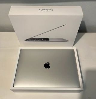 MacBook Pro 13.3 256GB 8GB 2020