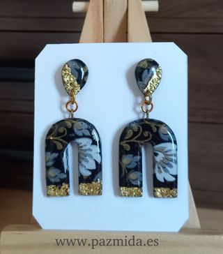 Pendientes arcilla polimérica y pan de oro