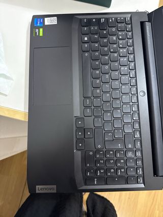 Portátil Gaming Lenovo i7
