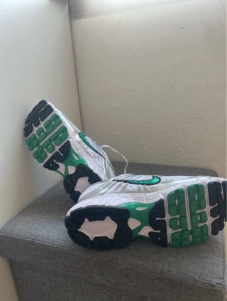 Nike Air Max Moto 2K, Talla 38.5