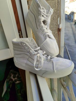 OCASIÓN Vans SK8-Hi Tapered Stackform en  su caja