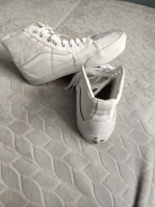 OCASIÓN Vans SK8-Hi Tapered Stackform en  su caja