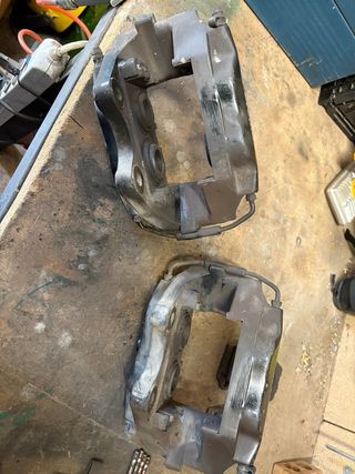 Pinzas Brembo 4 pistones