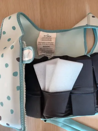 Chaleco flotador infantil lunares