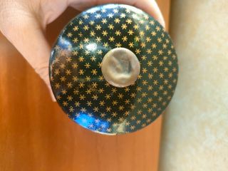 Scatola vintage decorata con stelle