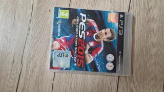 CONSOLA PS4 Slim 1TB + 3 Mandos