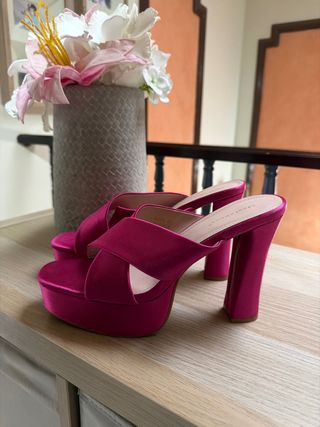 Zapatos de tacón plataforma fucsia