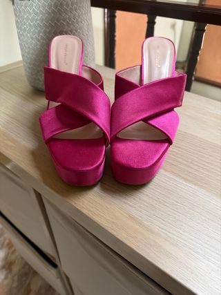 Zapatos de tacón plataforma fucsia