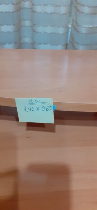 Mesa de escritorio madera y metal
