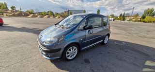 Peugeot 1007 2005