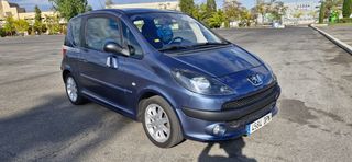Peugeot 1007 2005