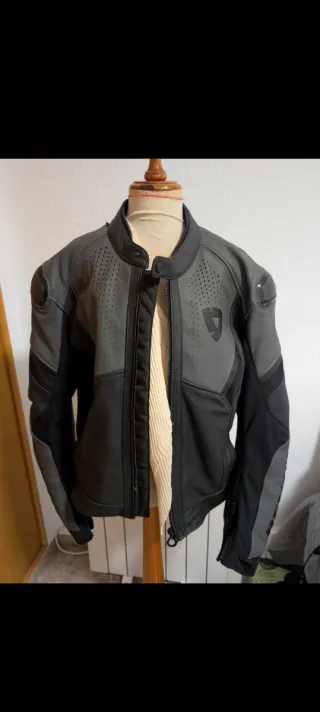 Chaqueta Moto Piel Rev'it Matador nueva.