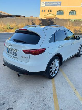 Infiniti QX70s 3.0 diesel 2013