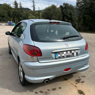 Peugeot 206 1.6 XS 110cv Año 2004 246.845 kms