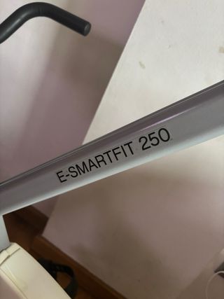 Bicicleta Estática E-SMARTFIT 250