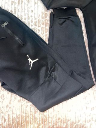 Conjunto Chándal Jordan Negro
