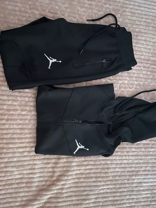 Conjunto Chándal Jordan Negro