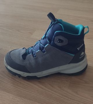 Botas montaña Quechua niño impermeables MH900 T34