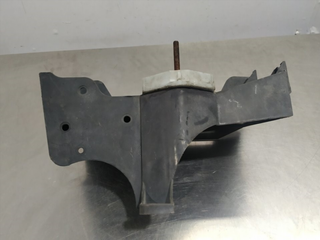 SOPORTE BATERIA LAND ROVER FREELANDER (LN) 204D3