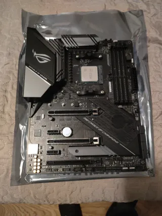 Placa Base ASUS ROG Strix X570-F Ryzen 5800X