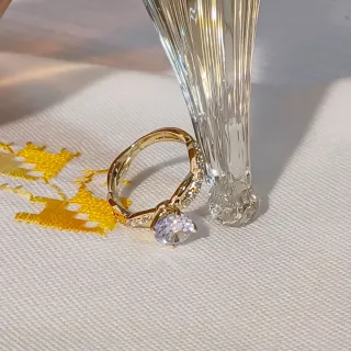 Anillo bañado en oro 14k con circonita