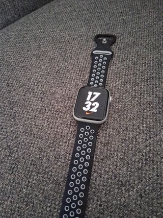 iPhone 13 + Apple Watch SE