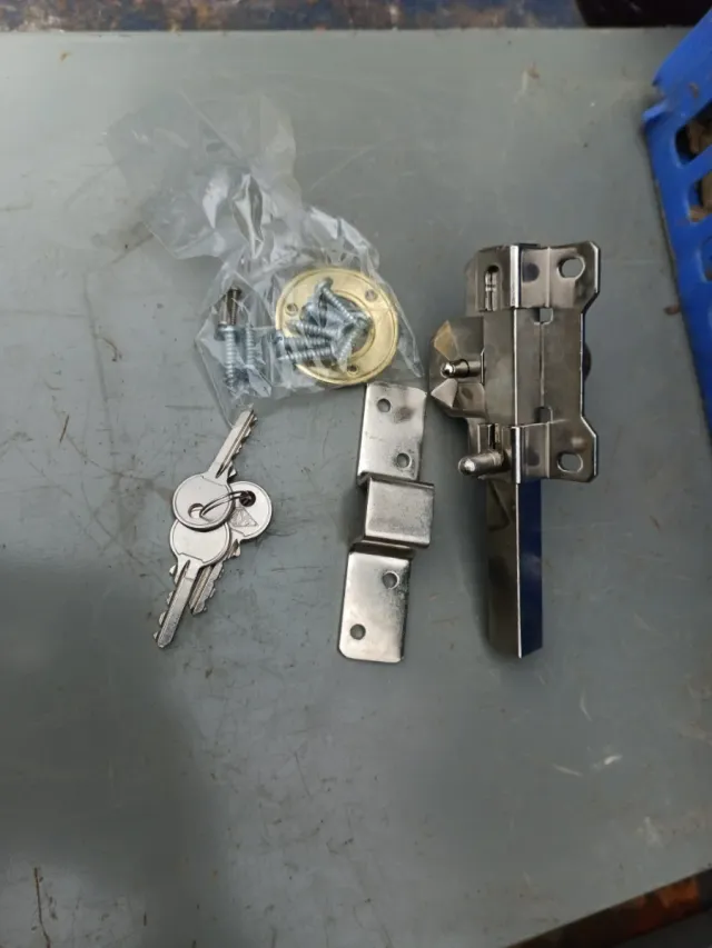 Cerradura CAYS, cerrojo de seguridad.