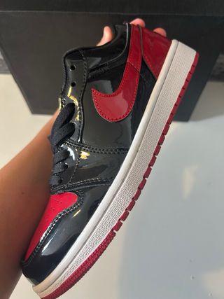 Jordan Air 1 Low Negro Rojo