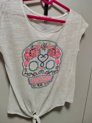 Camiseta Blanca Calavera Flores Talla S