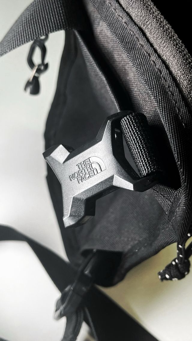 Bandolera The North Face amarilla y negra