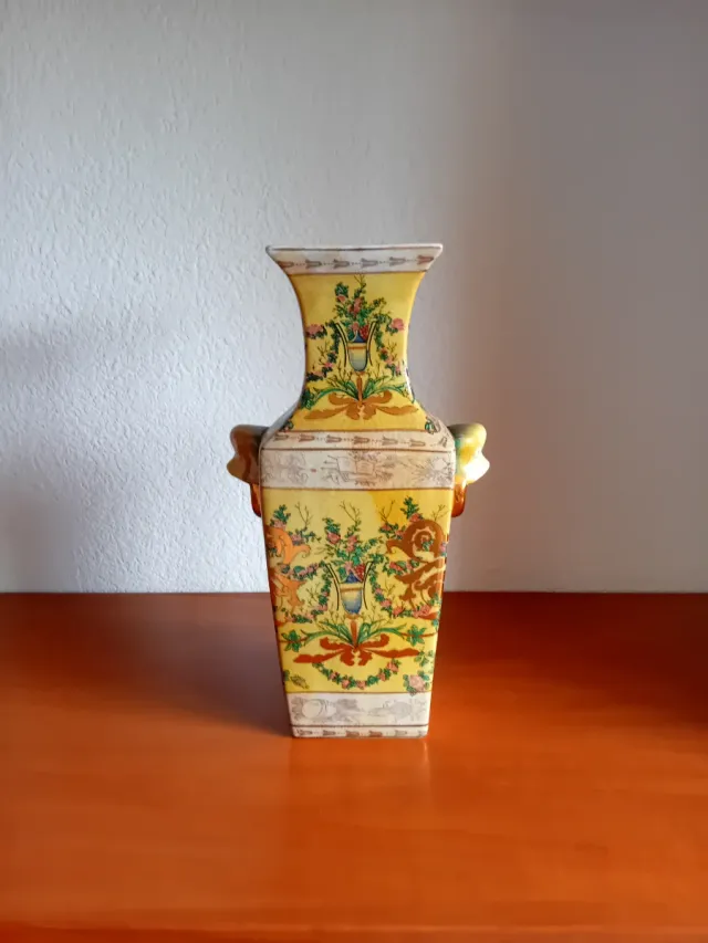 Jarrones decorativos de cerámica y porcelana