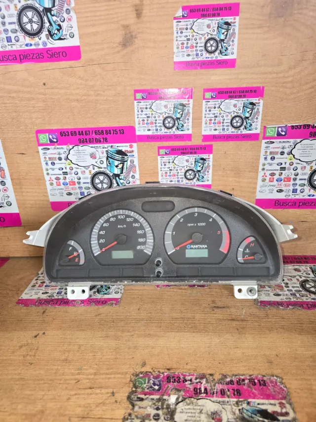 Cuadro Instrumentos Suzuki Santana 300