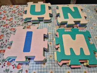 Alfombra suelo Puzzle Infantil Letras