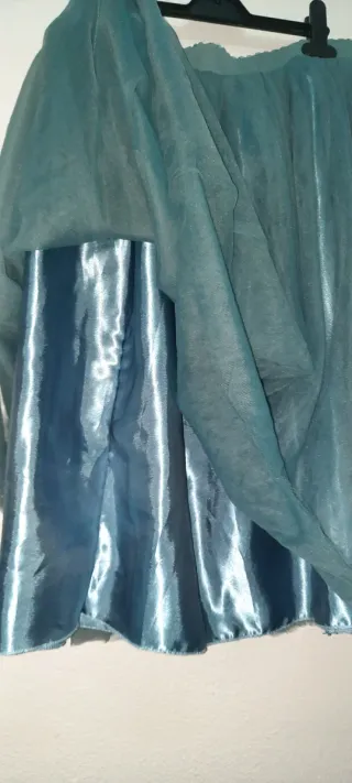 Falda de tul verde azulado talla única