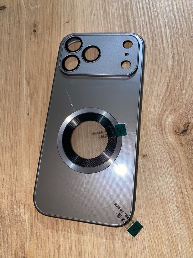 Funda iPhone 17 Pro Max titanio