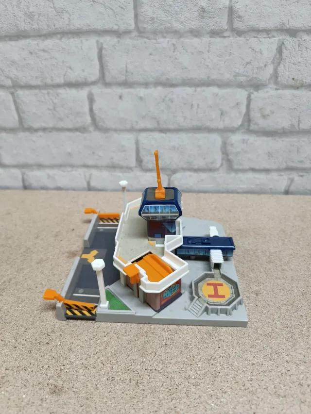 Aeropuerto Internacional Micro Machines