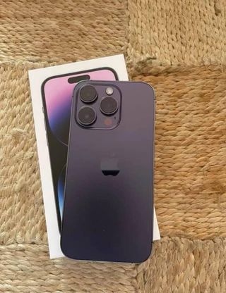 iPhone 14 Pro Max Morado
