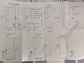 Lote de 6 puertas de madera con y sin cristal