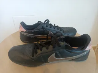 Deportivas Nike Negras y Rosas