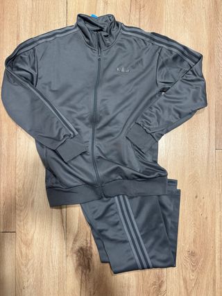 Chándal Adidas Gris