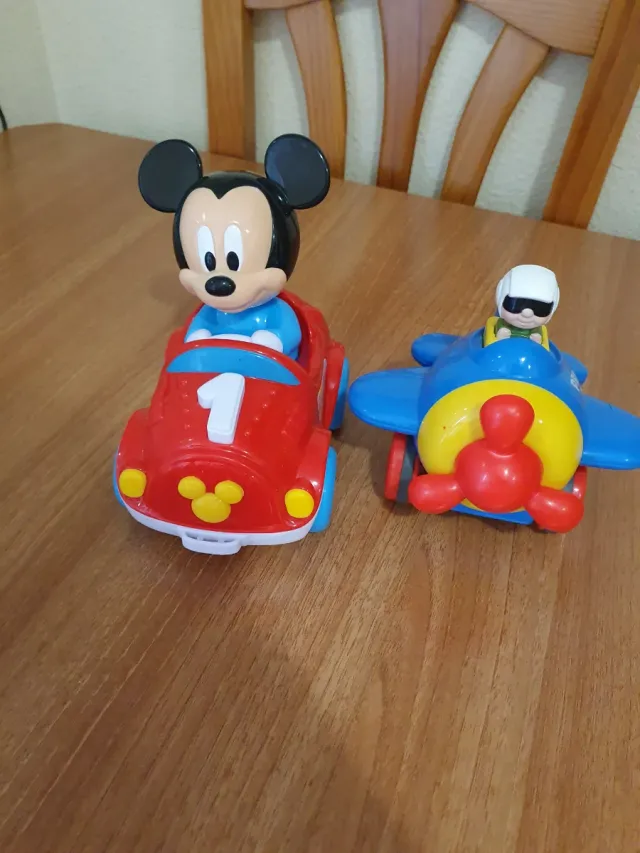 Juguetes Mickey y Aviador