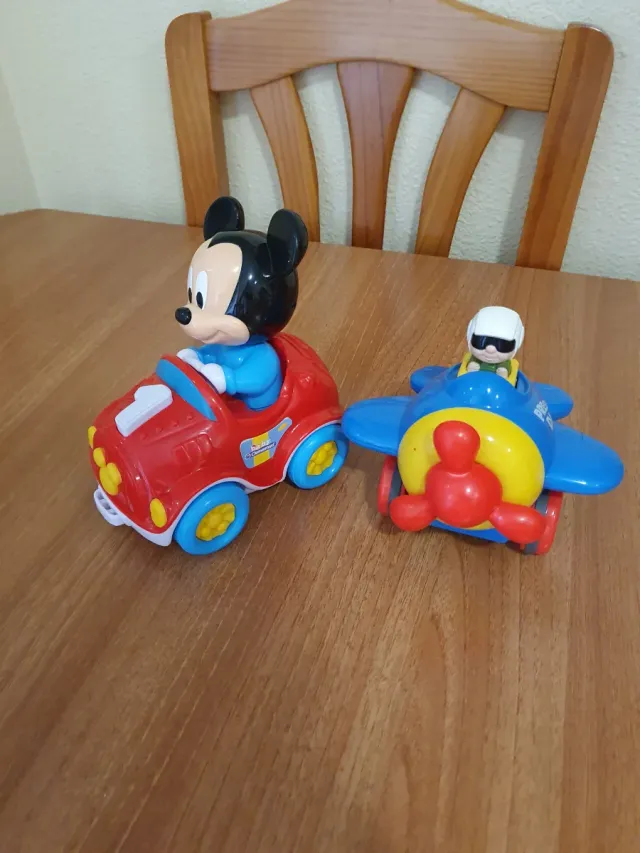 Juguetes Mickey y Aviador