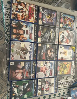 Giochi PlayStation 2: WWE, Calcio, Tennis, Basket